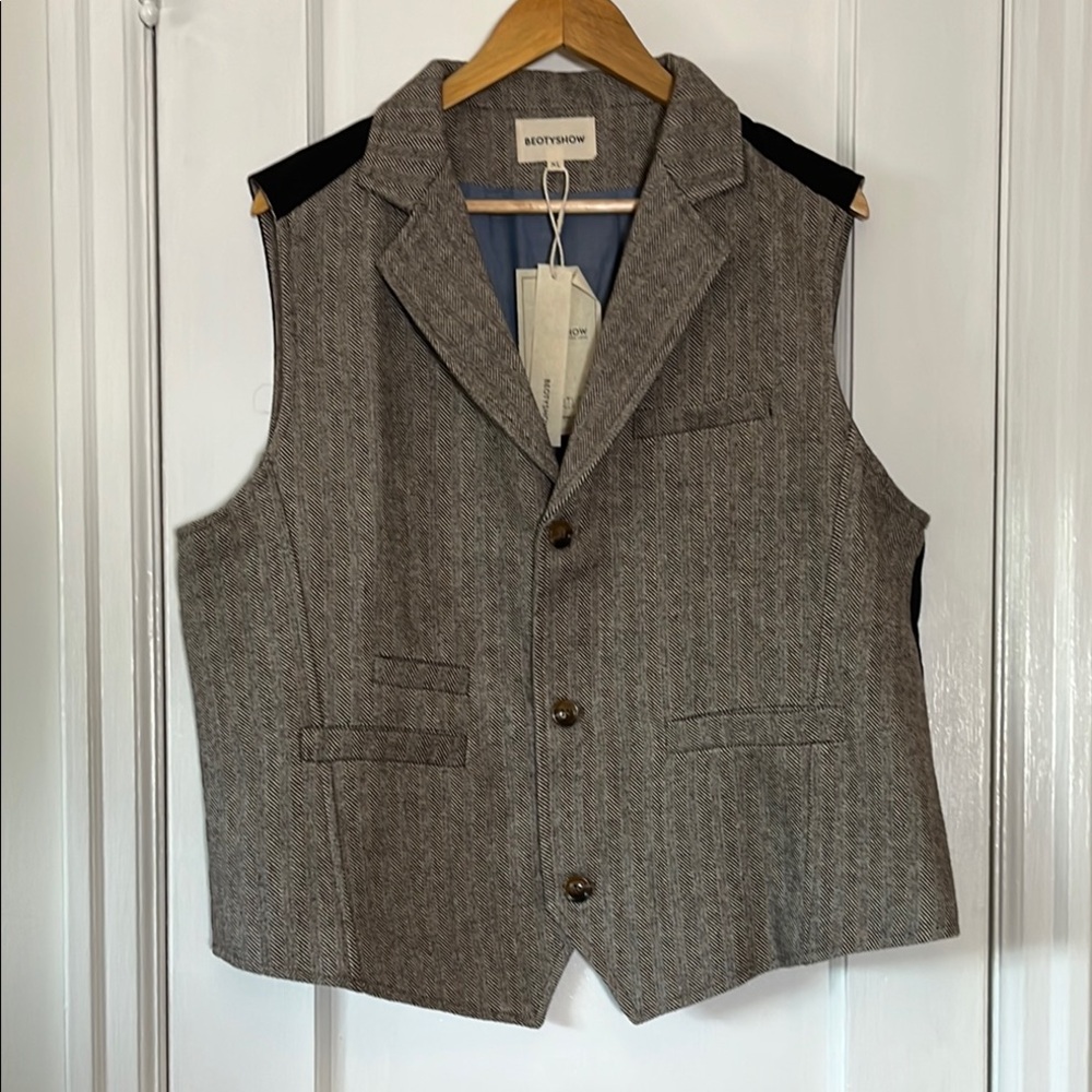 BEOTYSHOW Wool Blend Herringbone Vest Size XL NWT!